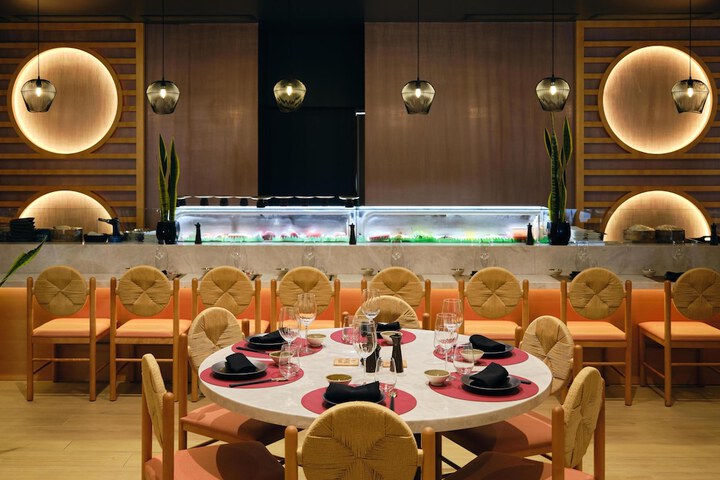 Dining 124 of 152
