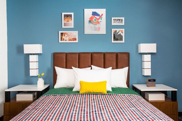 Room 5 of 23