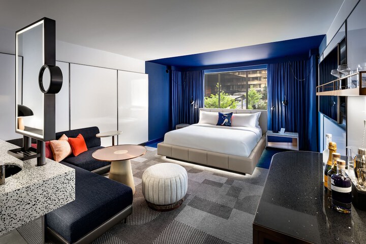 Room 4 of 54