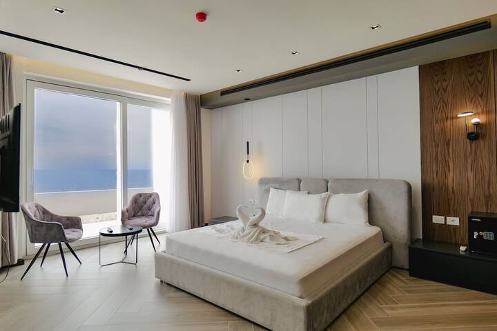 Room 75 of 148