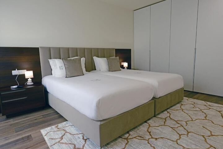 Room 2 of 48