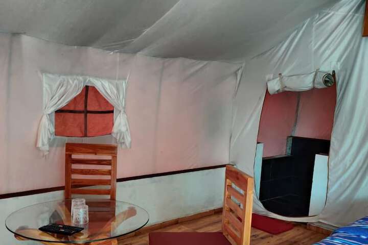 Room 11 of 41