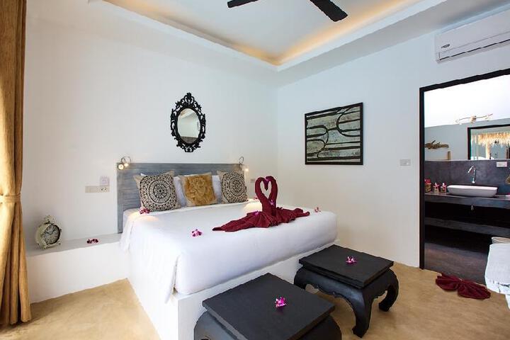 Eden Beach Villas