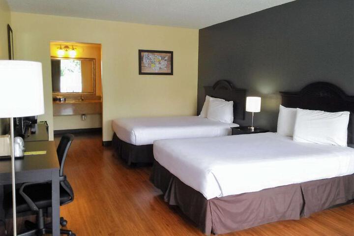 2 Double Beds (2 of 7)