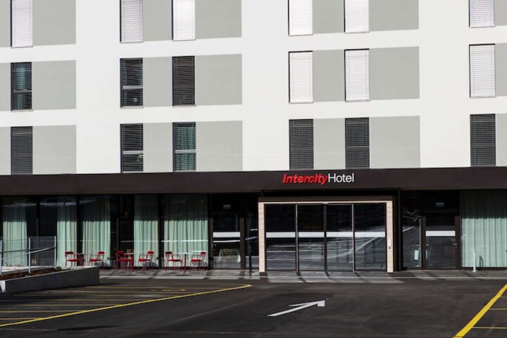 Hotel 93 of 96