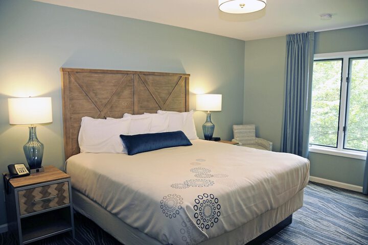 Room 4 of 44