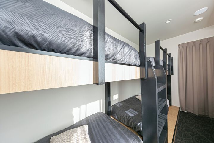 Room 54 of 144