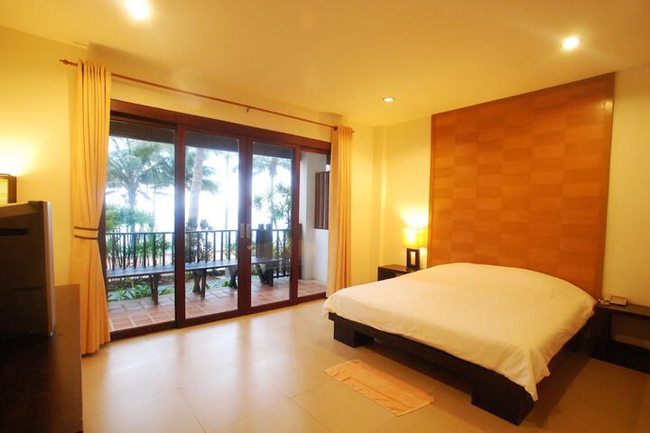 Room 6 of 40