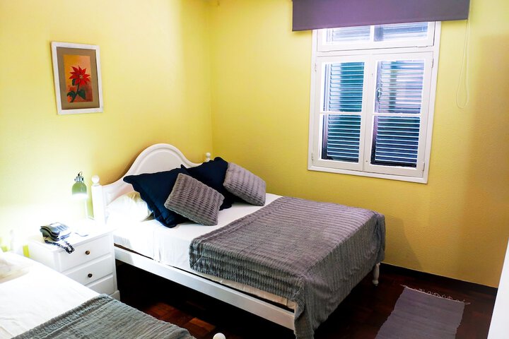 Room 4 of 39