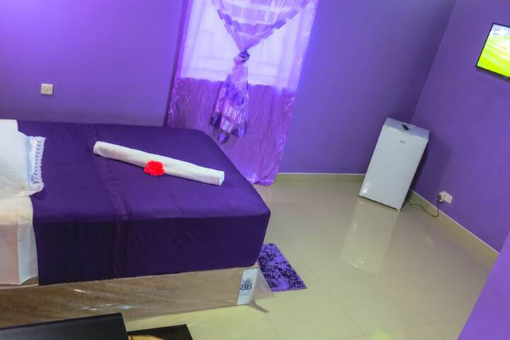 Room 2 of 22