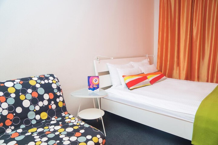 Room 25 of 44