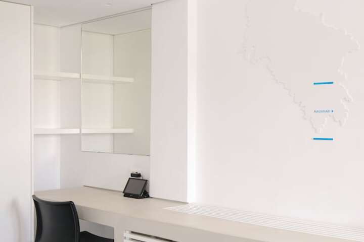 Room 68 of 283