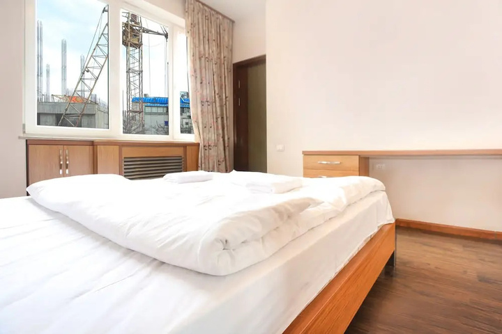Room 2 of 15