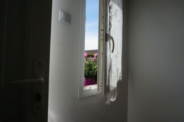 Room 29 of 49