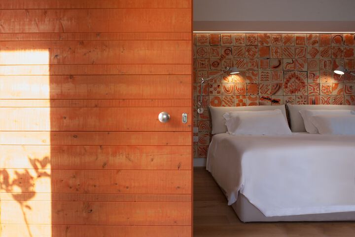 Room 32 of 134
