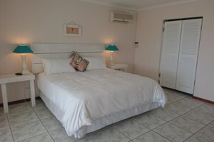 Room 14 of 27