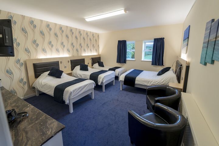 Room 8 of 42