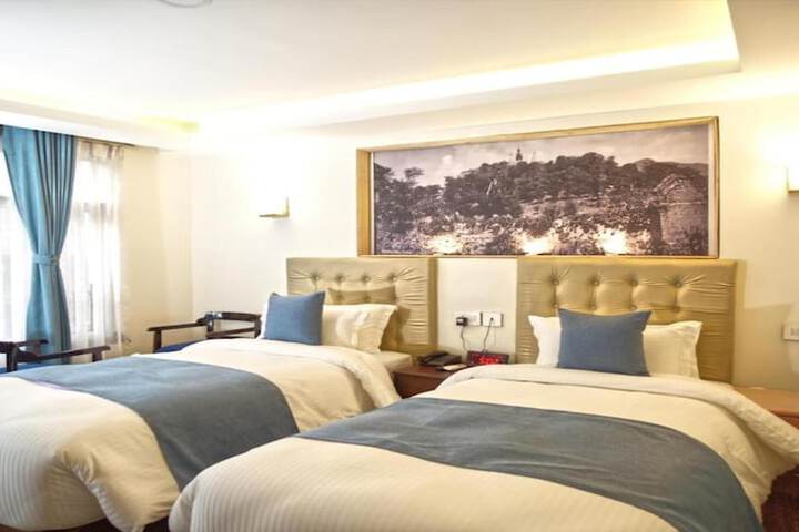 Room 3 of 11