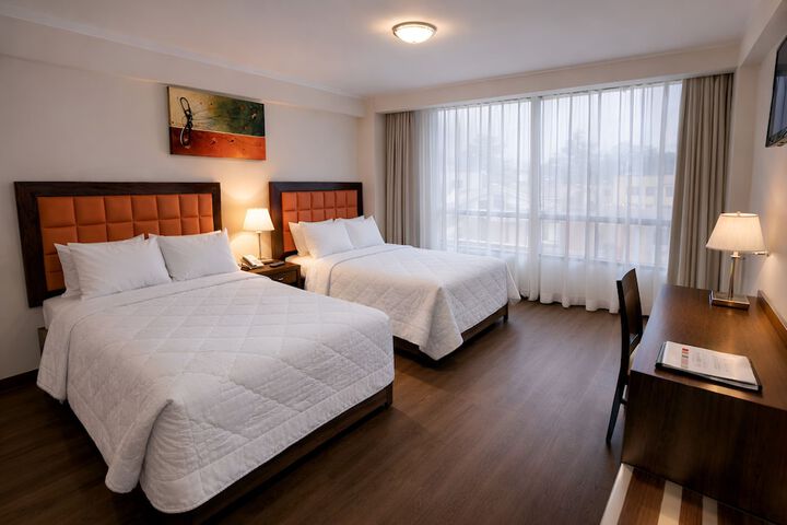 Room 8 of 44