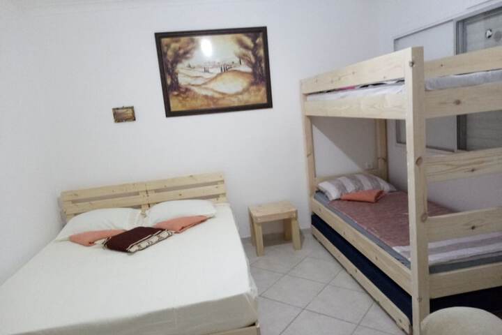 Room 7 of 43