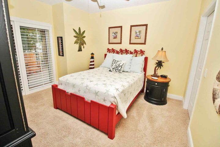 Room 4 of 129