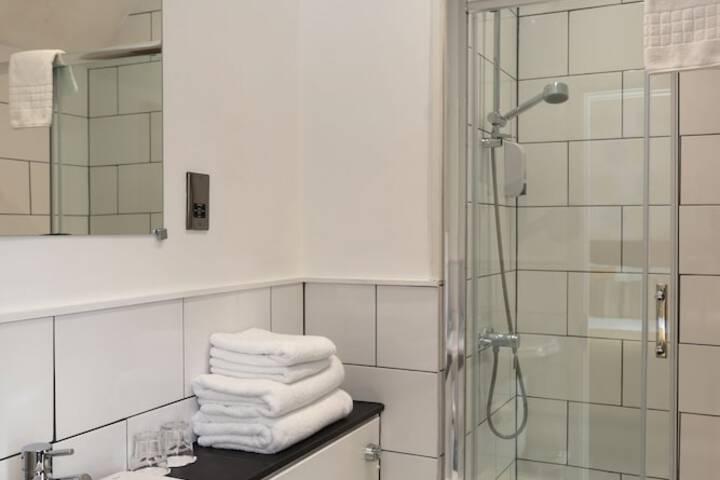 Clean Restrooms