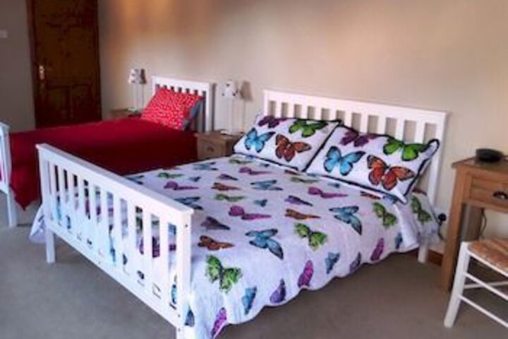 Room 12 of 18