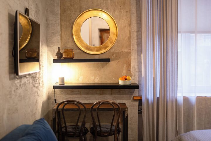 Room 100 of 133