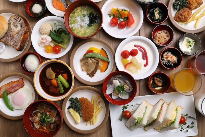 Dining 73 of 103
