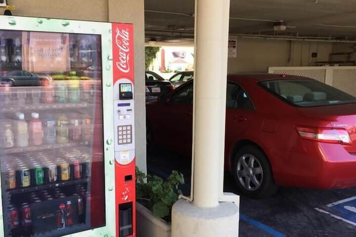 Vending machine
