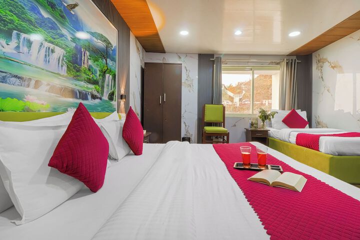 Room 20 of 36