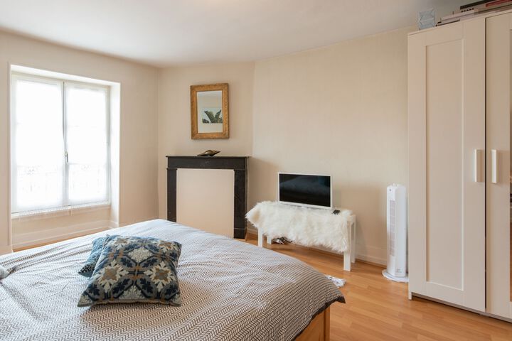 Room 16 of 21