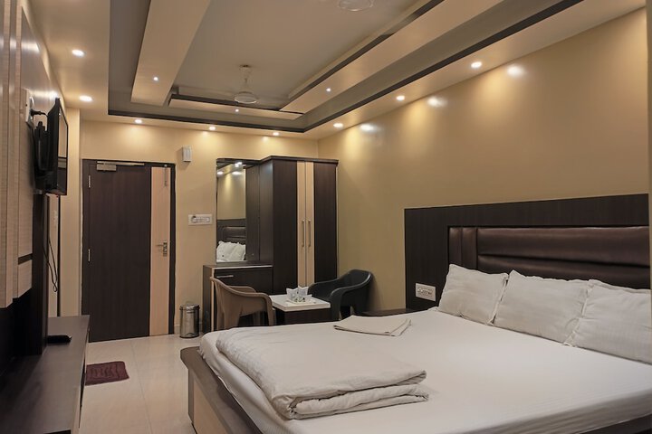 Room 36 of 150
