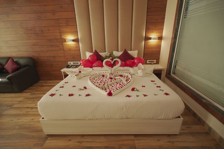 Room 8 of 22