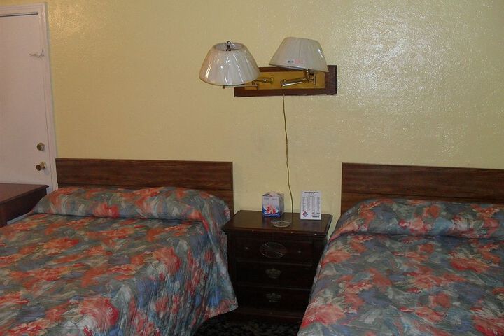 Room 11 of 62