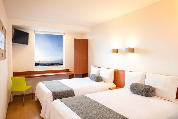 Room 9 of 56