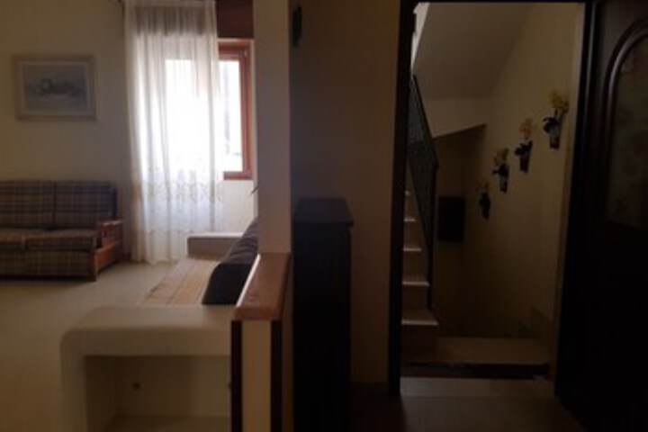 Room 33 of 92