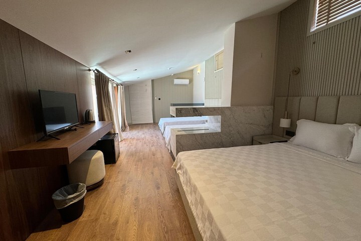 Room 20 of 59