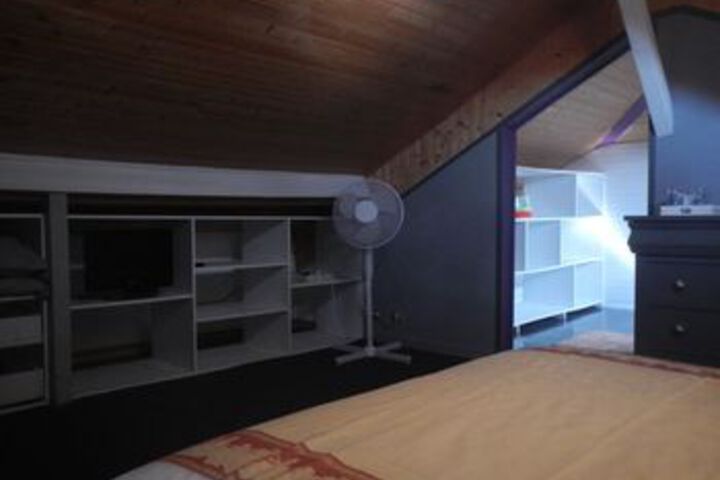 Room 8 of 13