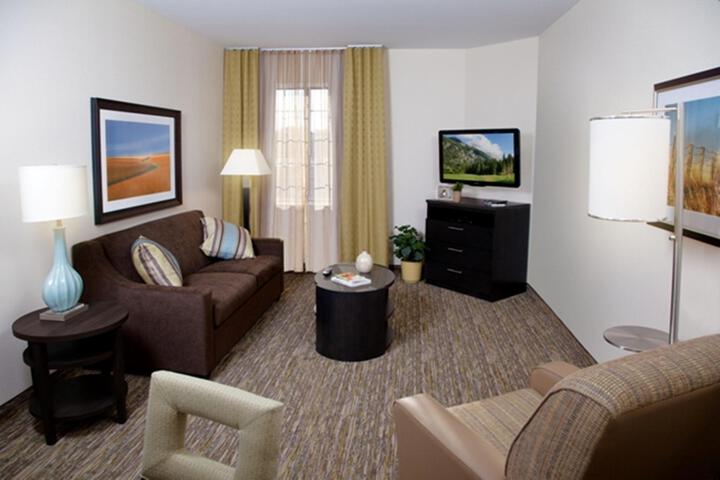Standard Queen Bed Accessible (2 of 12)