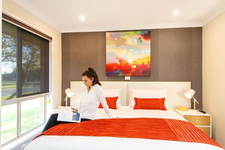 Room 4 of 34