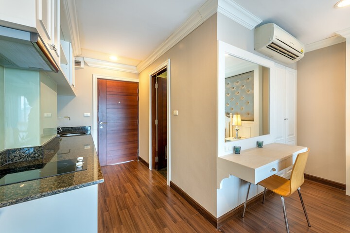 Room 43 of 73