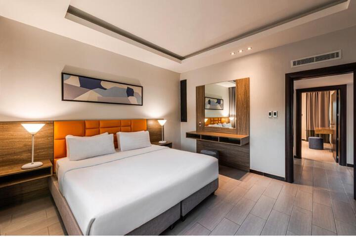 Room 2 of 15