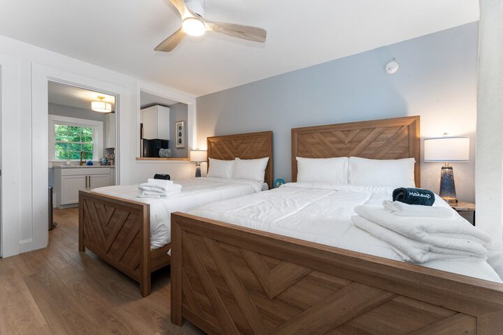 Room 15 of 36
