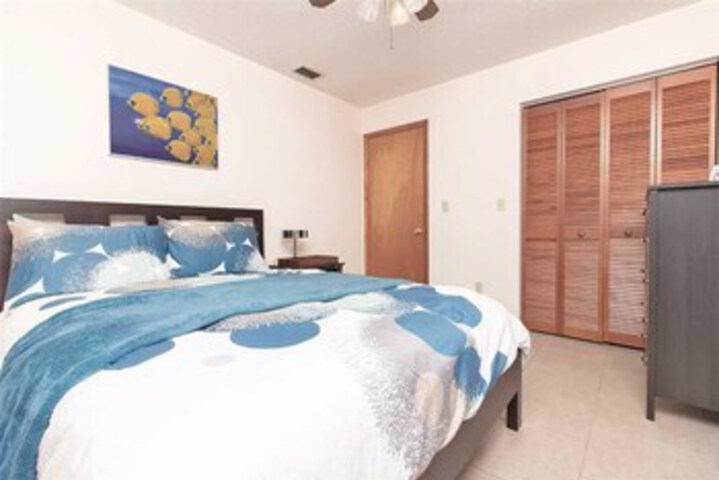 Room 15 of 22