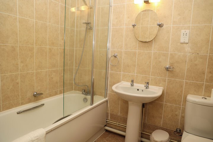 Room 14 of 20