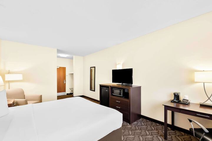 Room 16 of 31