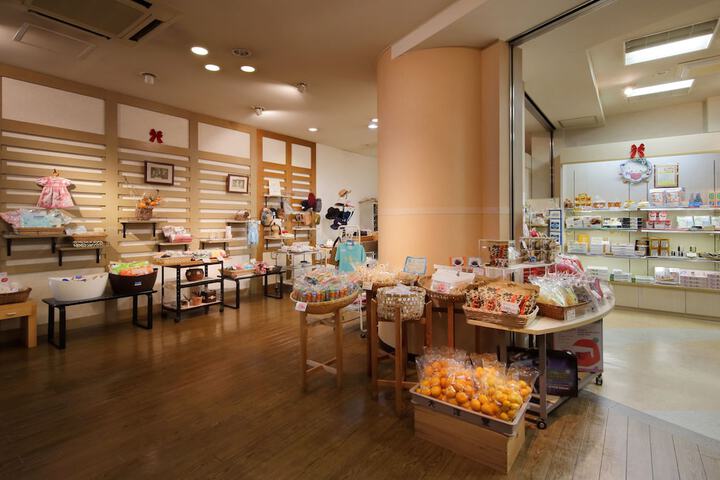 Gift Shop 55 of 68