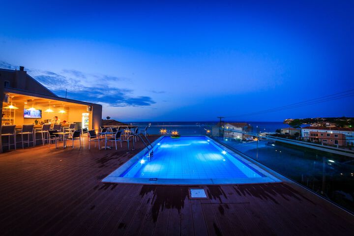 Pool 24 of 42