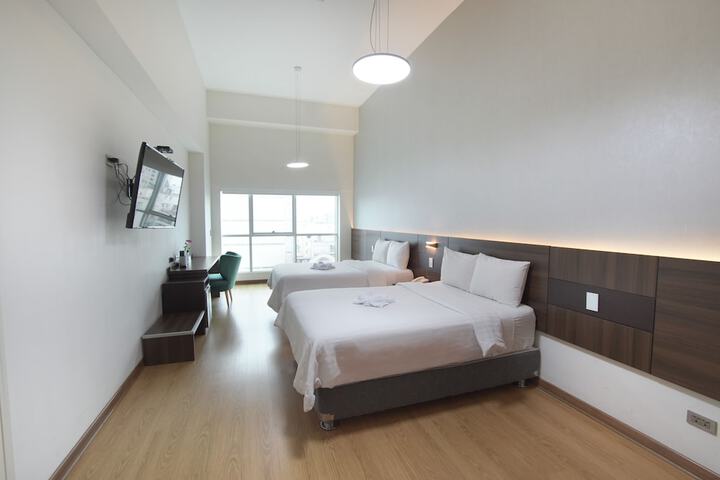 Room 15 of 81